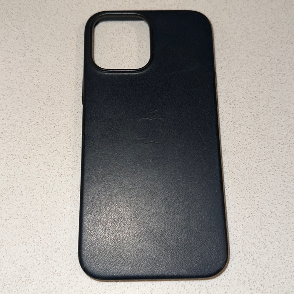 Black leather apple case